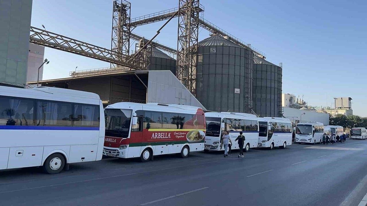 Mersin’de makarna fabrikasında zirai ilaç şüphesi: 11 işçi hastanelere kaldırıldı