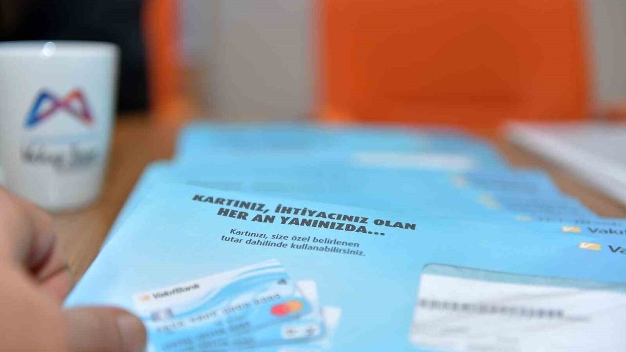 Mersin’de öğrenim yardımlarının ilk taksidi hesaplara yatırıldı