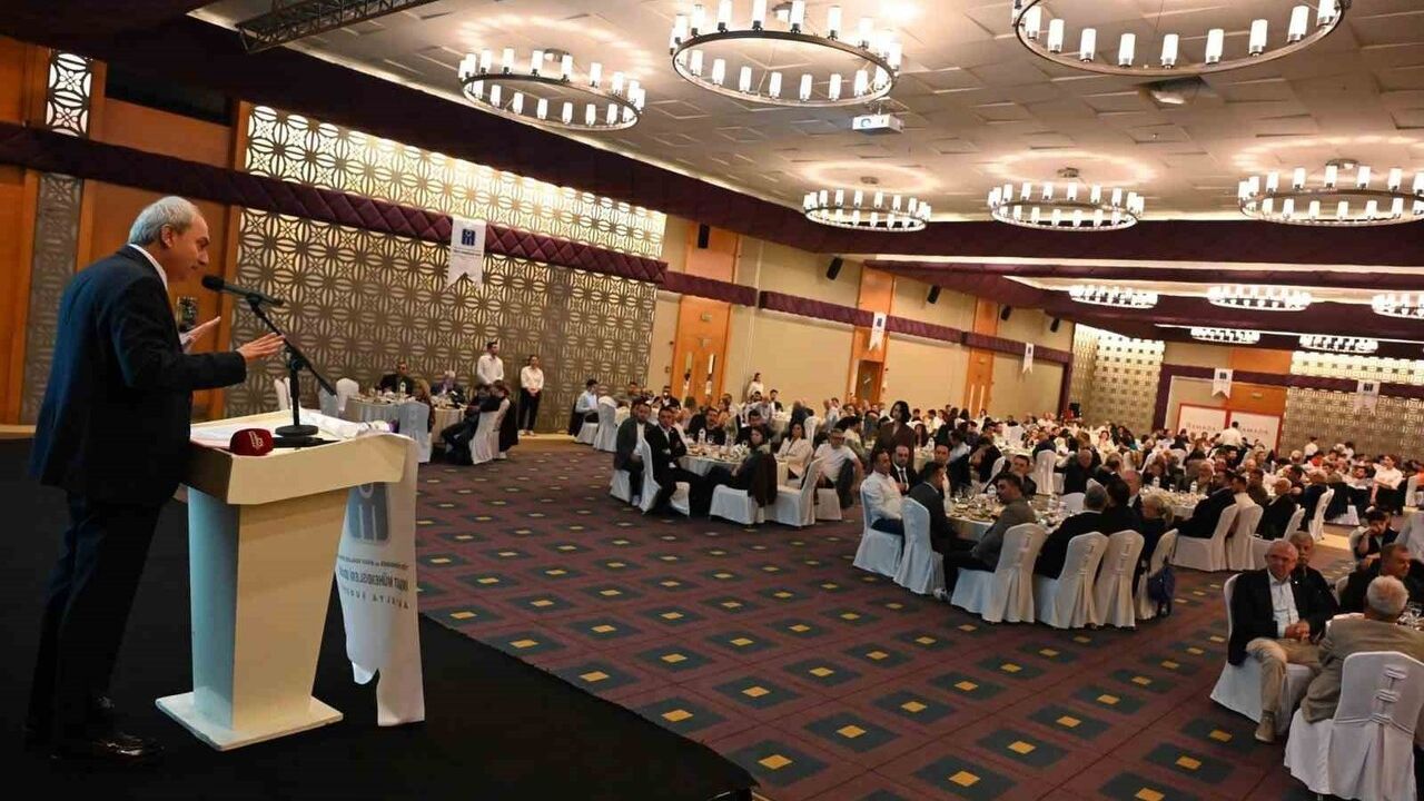 Mesut Kocagöz: Antalya’nın Geleceği Kepez’te Şekilleniyor