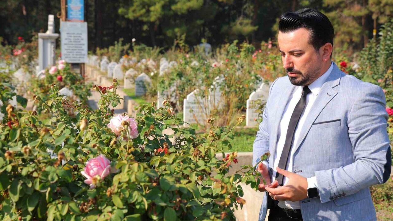 Metin Acıpayam: Depremde 92 Öğrencisini Kaybeden Öğretmenin Acı Hikayesi