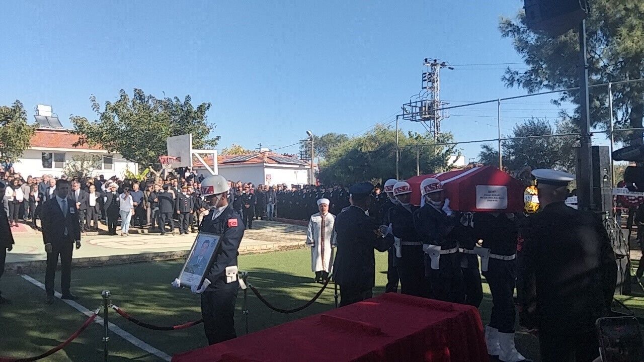 Milas'ta Şehit Astsubay Emrah Kuran İçin Cenaze Töreni