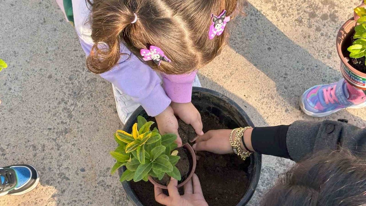Minik Bahçıvanlar Projesi ile Sakarya’da Umut Yeşeriyor