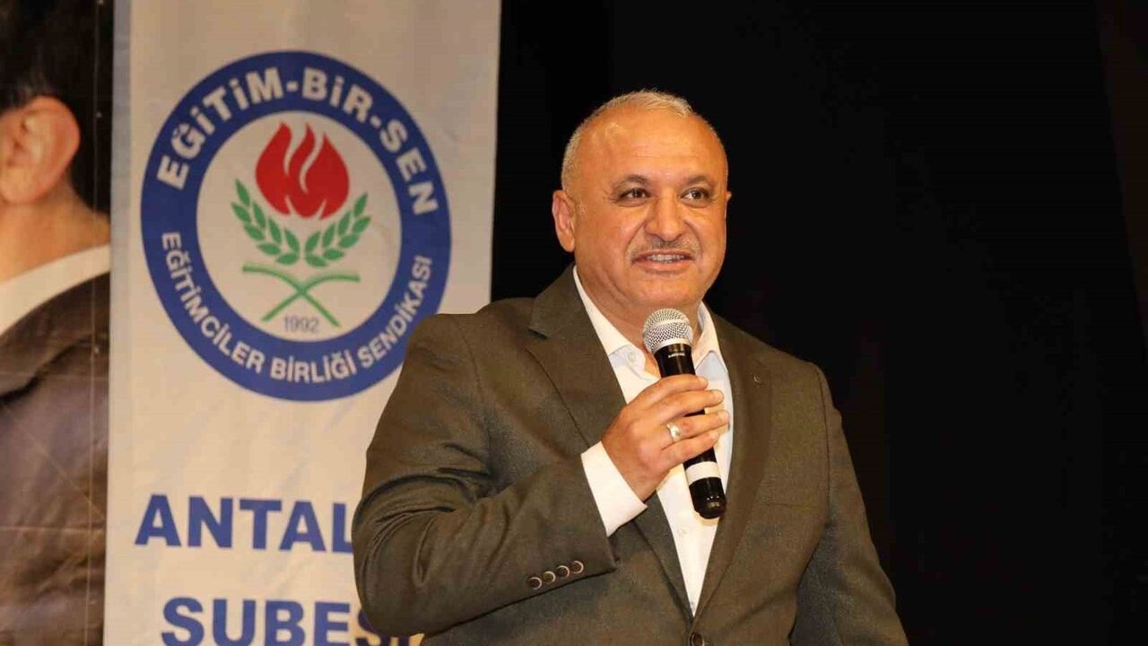 Miran: 1'inci dereceye gelen memurların 3600 ek göstergesi yıl sonuna kadar yasalaşmalı