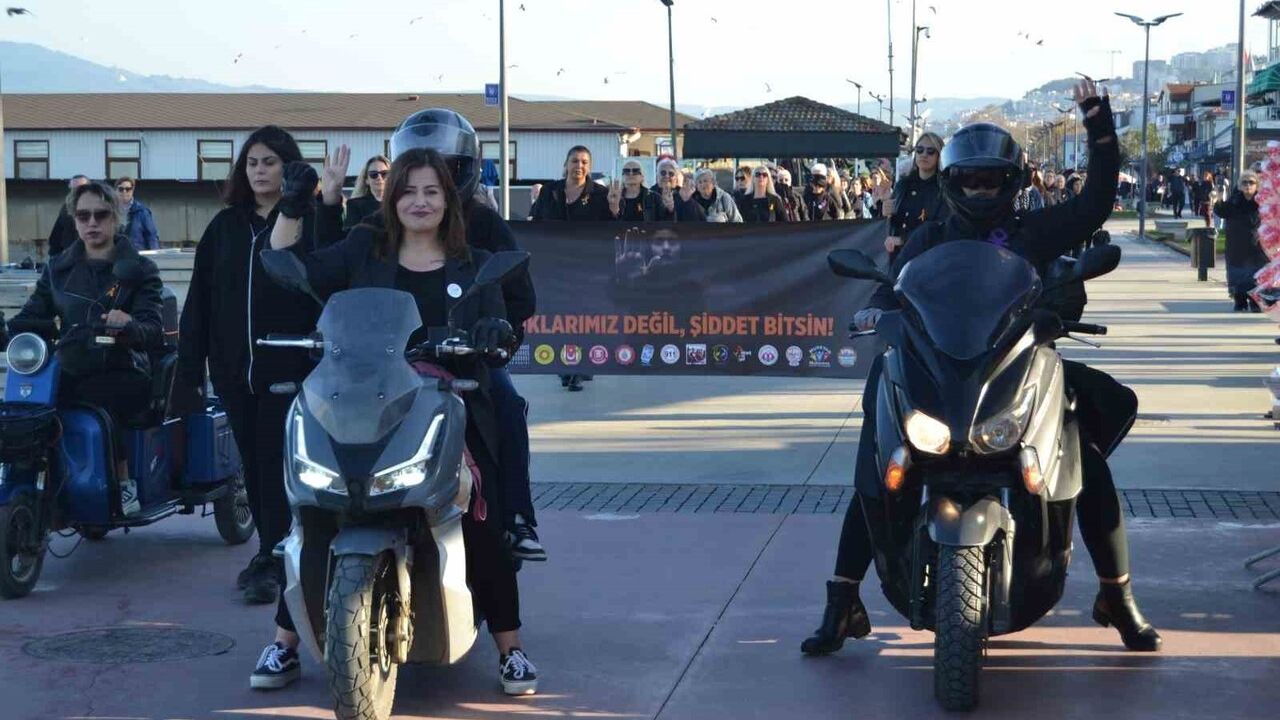 Mudanya'da 25 Kasım: Sahipsiz Ayakkabılar Kadın Cinayetlerini Anlattı