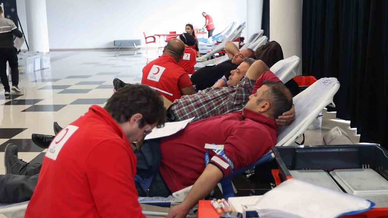 Muğla Büyükşehir’den Kızılay’a kan bağışı desteği Menteşe’de başladı