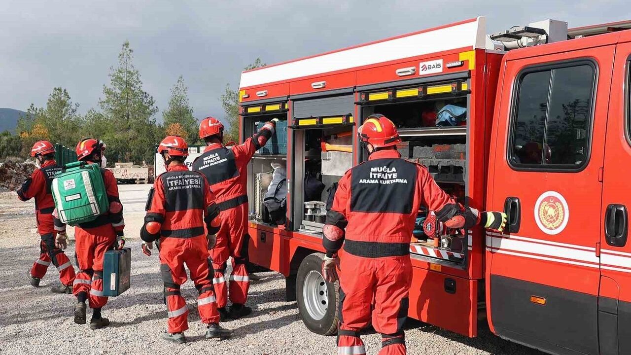 Muğla İtfaiyesi AFAD Hafif Seviye Akreditasyonunu Tamamladı