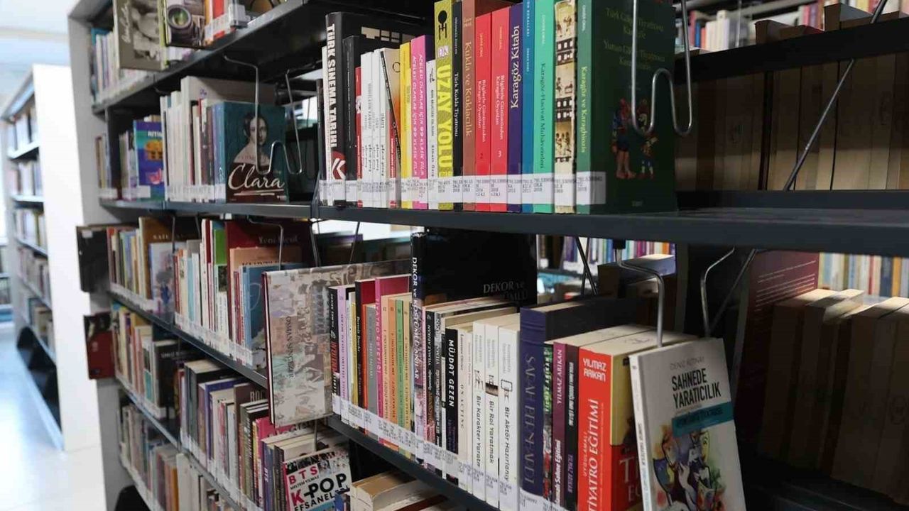 Muğla Okuyor, Muğla Paylaşıyor kampanyası 5 bin 200 kitap topladı