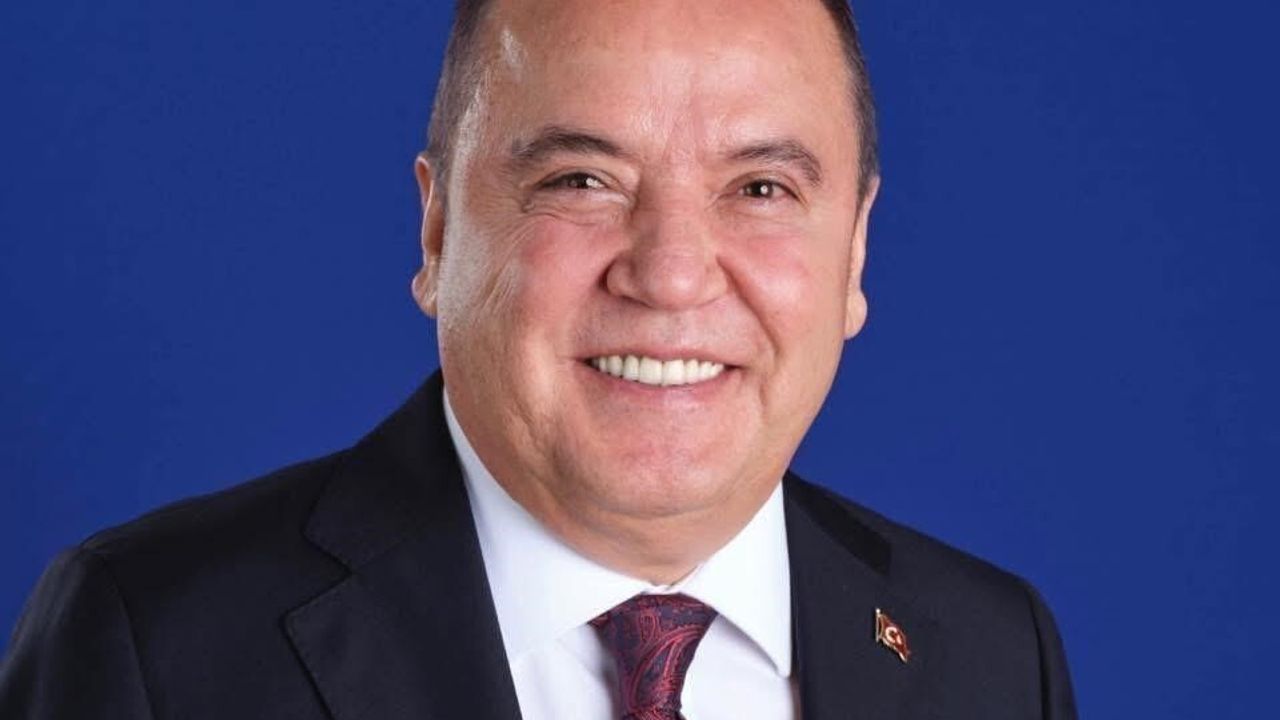 Muhittin Böcek, Hastanedeki Tetkiklerin Ardından Cezaevine Geri Gönderildi