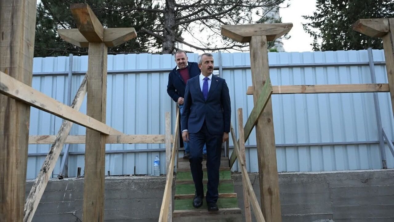 Muradiye Mevlevihanesi'nde ihya ve restorasyon çalışmaları sürüyor