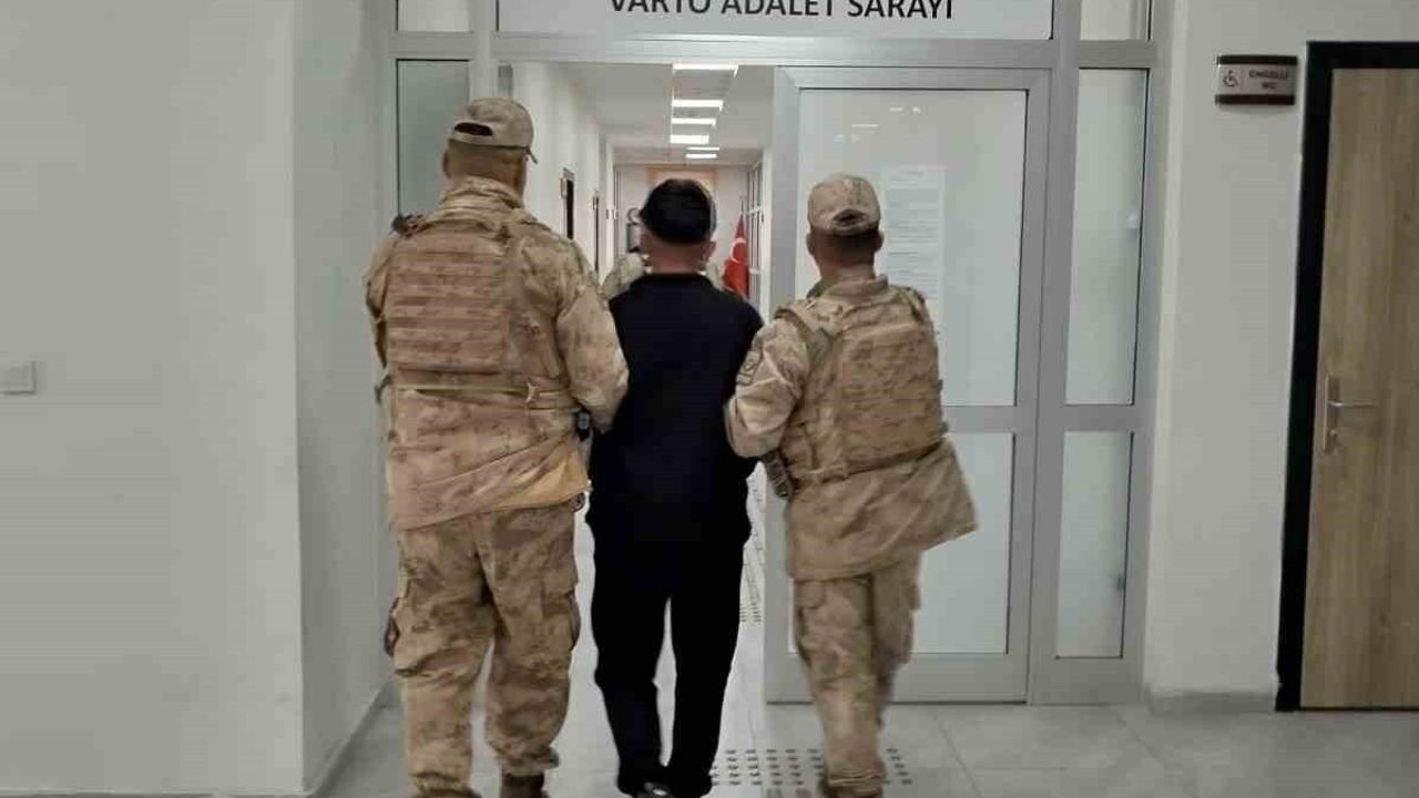 Muş'ta dolandırıcılık suçundan aranan hükümlü yakalandı