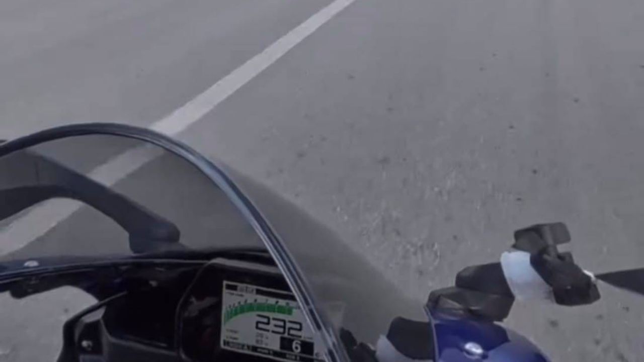 Muş’ta sosyal medyada hız paylaşımı yapan iki motosiklet sürücüsüne toplam 18.534 TL ceza