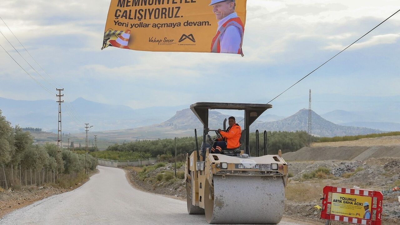 Mut’te yol yenileme çalışmaları tamamlandı