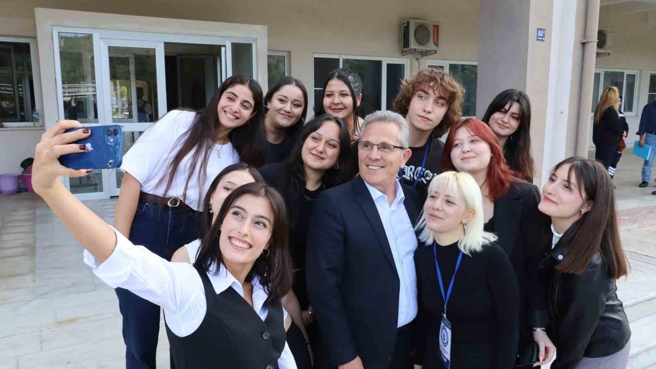 Nazilli Belediyesi'nden Gençlere Yeni Platform: Gençlik Meclisi