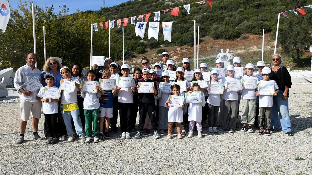 Neopolis Heykel Sempozyumu'nda çocuklar kil ile buluştu