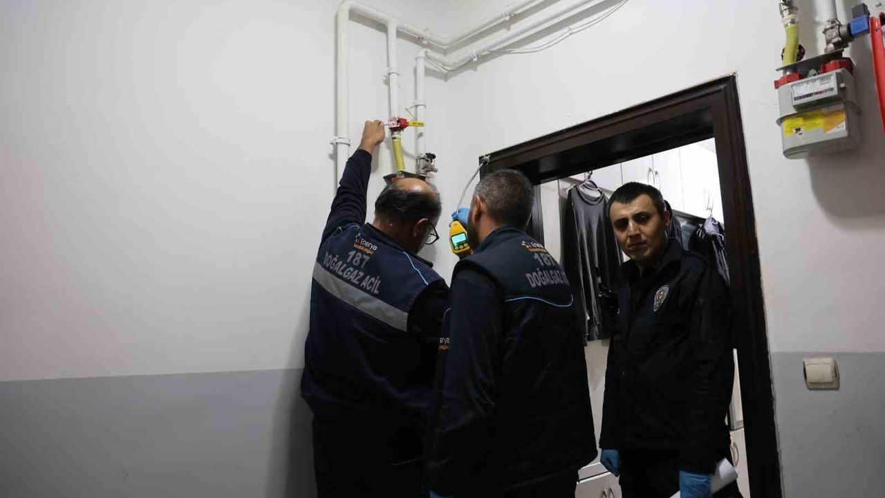 Nevşehir'de kombiden sızan gaz şüphesi: 9 aylık hamile kadın ve bebeği yaşamını yitirdi