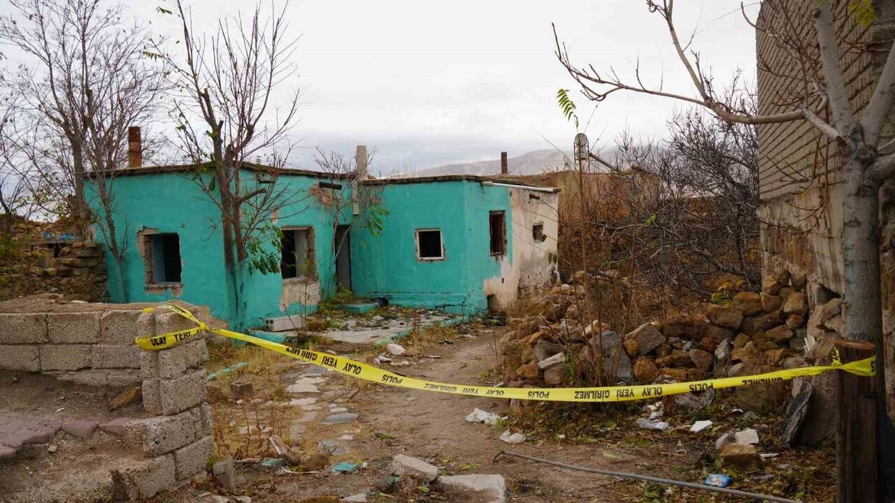 Niğde'de 23 Yaşındaki Genç Metruk Binada Ölü Bulundu