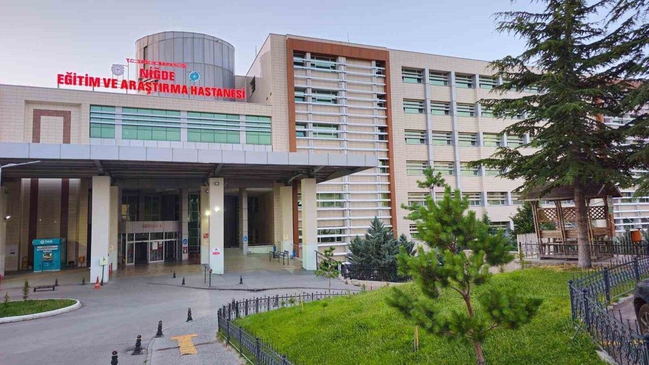 Niğde'de hastane ek binasındaki ameliyathanede çıkan küçük yangın söndürüldü