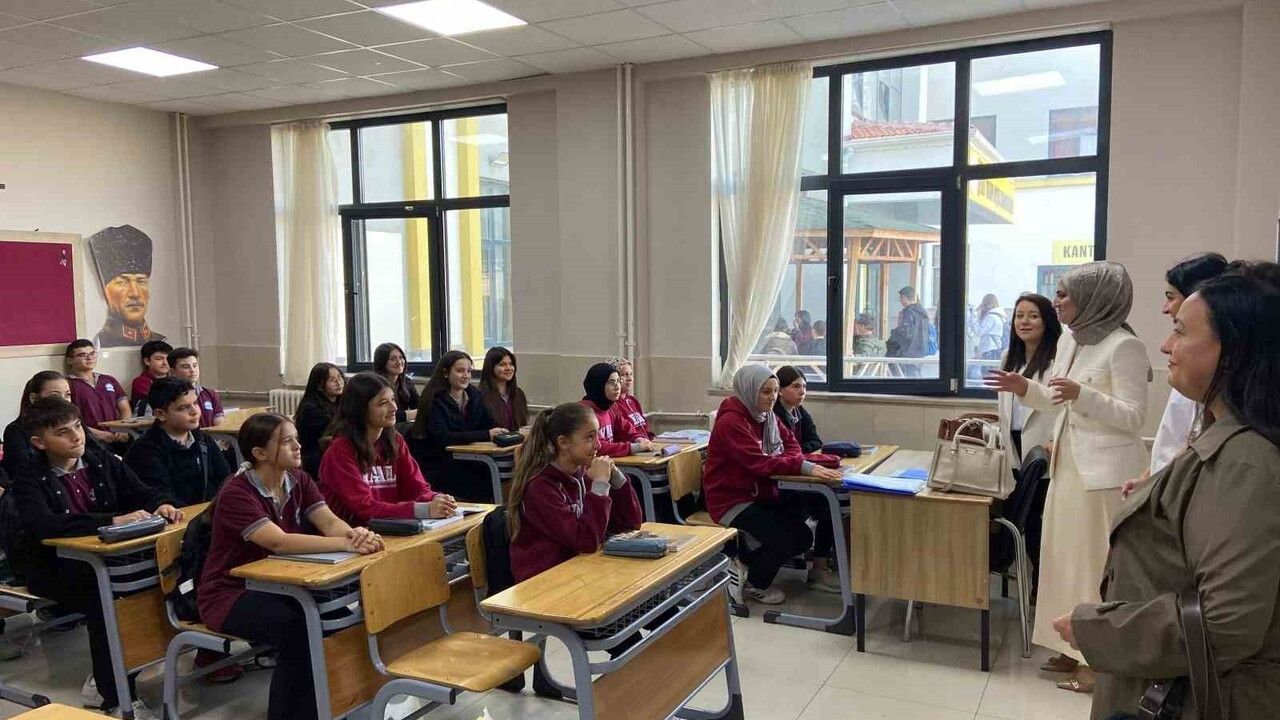 Niğde’de lise öğrencilerine ağız ve diş sağlığı taraması