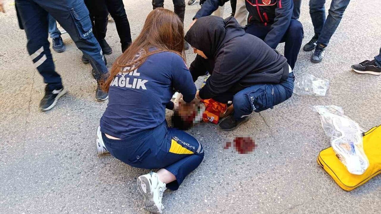 Nusaybin'de otomobil çarpması: 6 yaşındaki çocuk ağır yaralandı