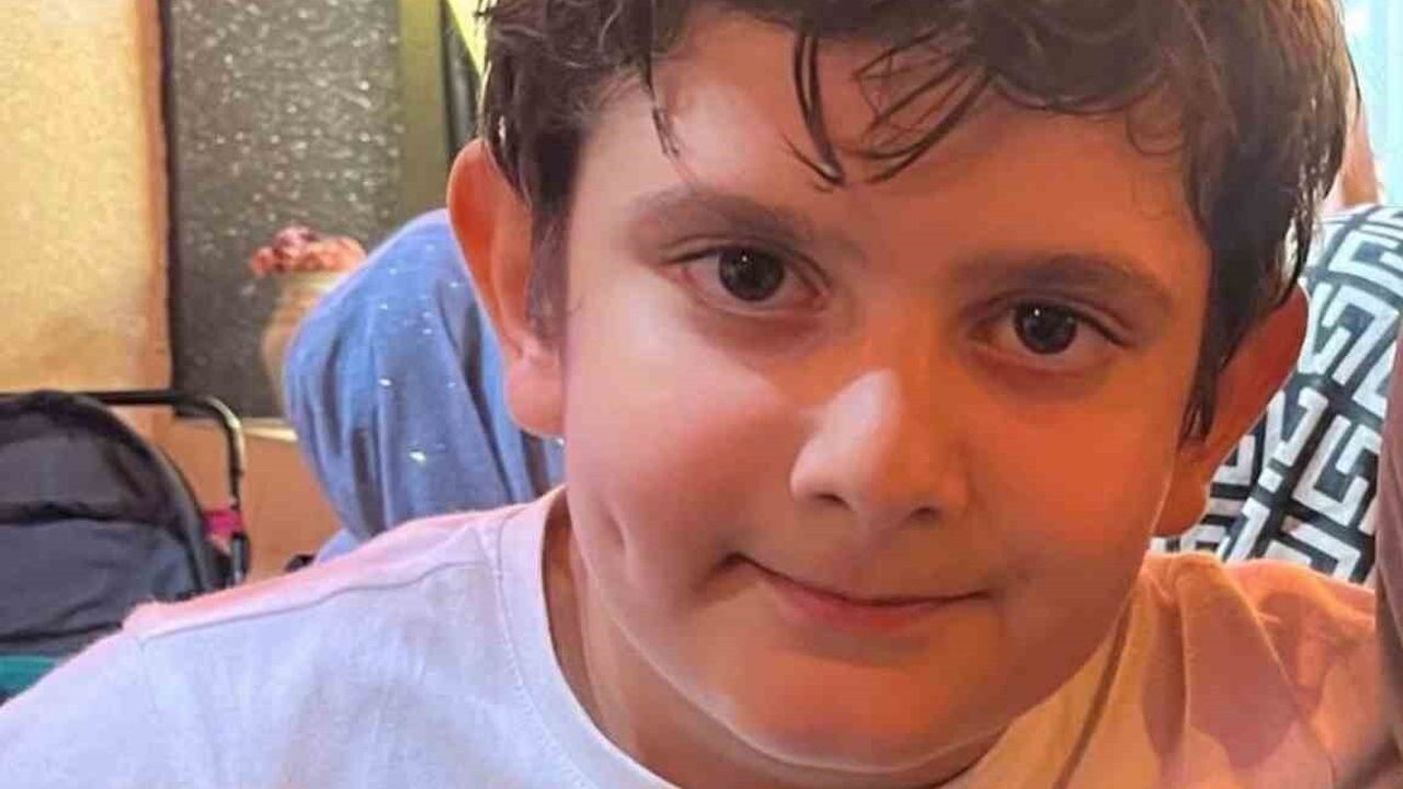 Okulda fenalaşan 2. sınıf öğrencisi Ahmet Emiralp Polat toprağa verildi