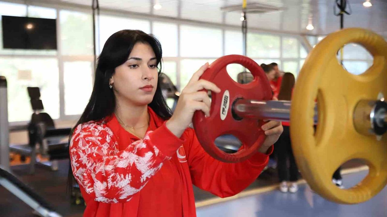 Önyargıları Aşıp Avrupa Şampiyonu Oldu: Büşra Çan Rekor Kırdı