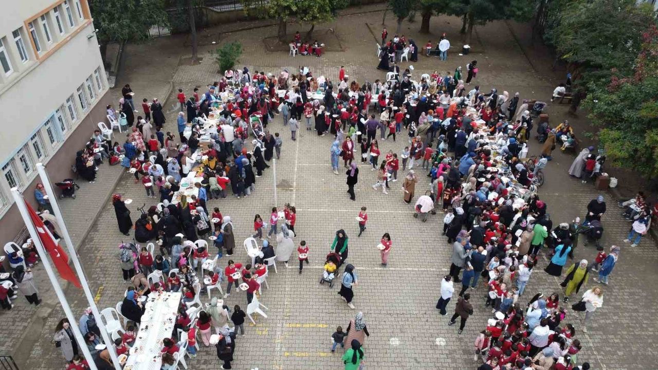 Ordu'nun Ünye'sindeki ilkokuldan Gazze'ye yardım seferberliği