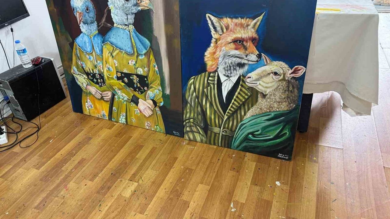 Orhan Albaş, öğrencilerine 3 günde resim öğretiyor