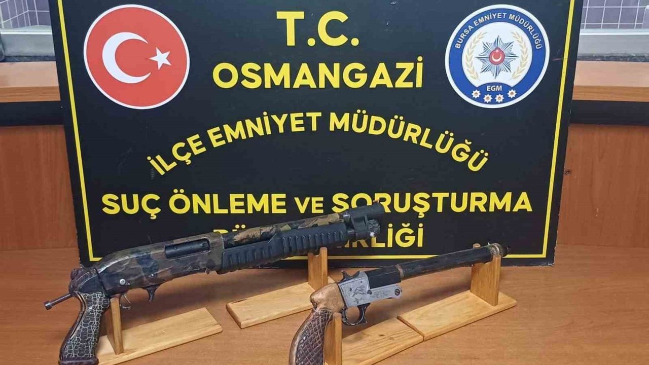Osmangazi'de ruhsatsız silah imalatı operasyonu: 3 gözaltı