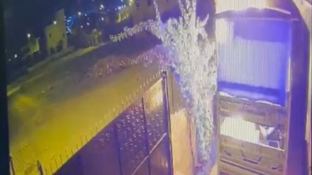 Osmaniye’de kamyoneti molotofla yakan iki şüpheli tutuklandı