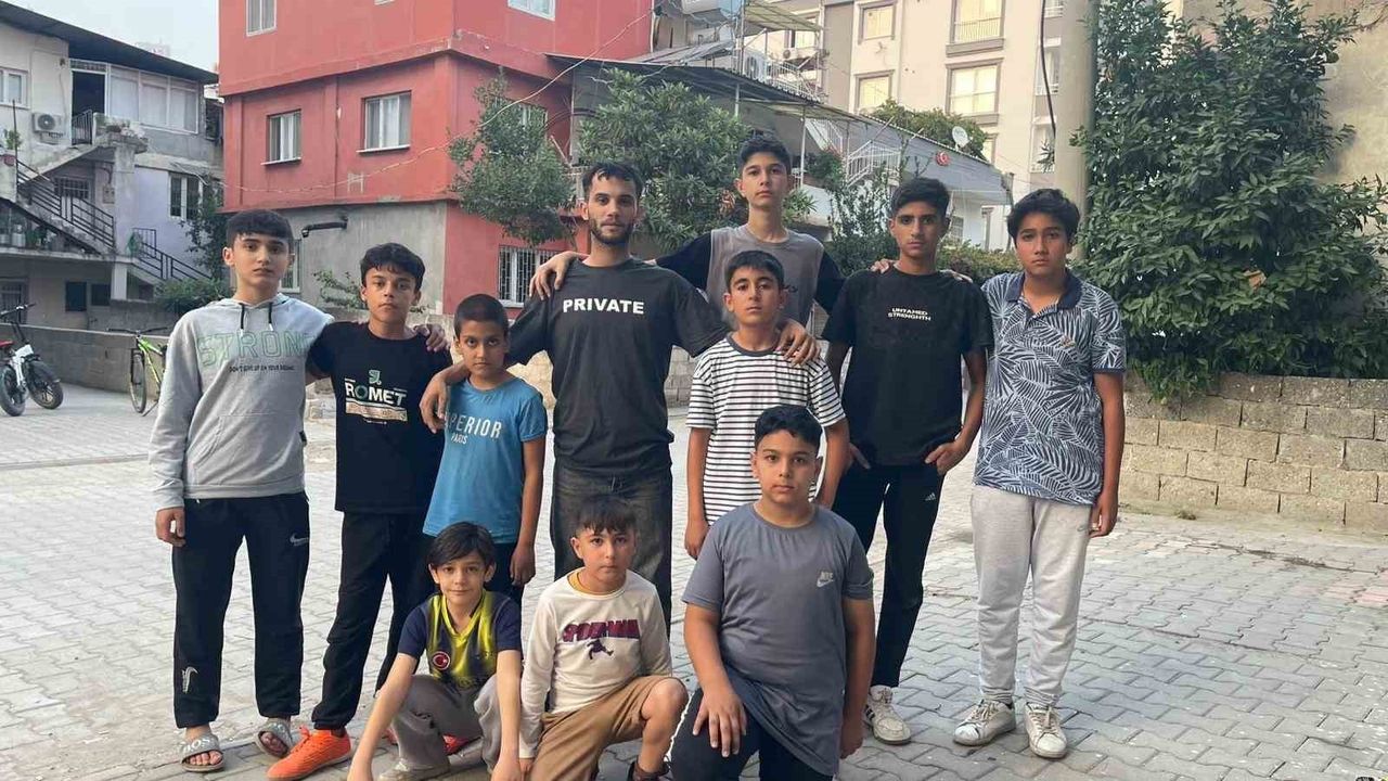 Osmaniye'de taş kalelerle yapılan 'transfer' videosu gülümsetti