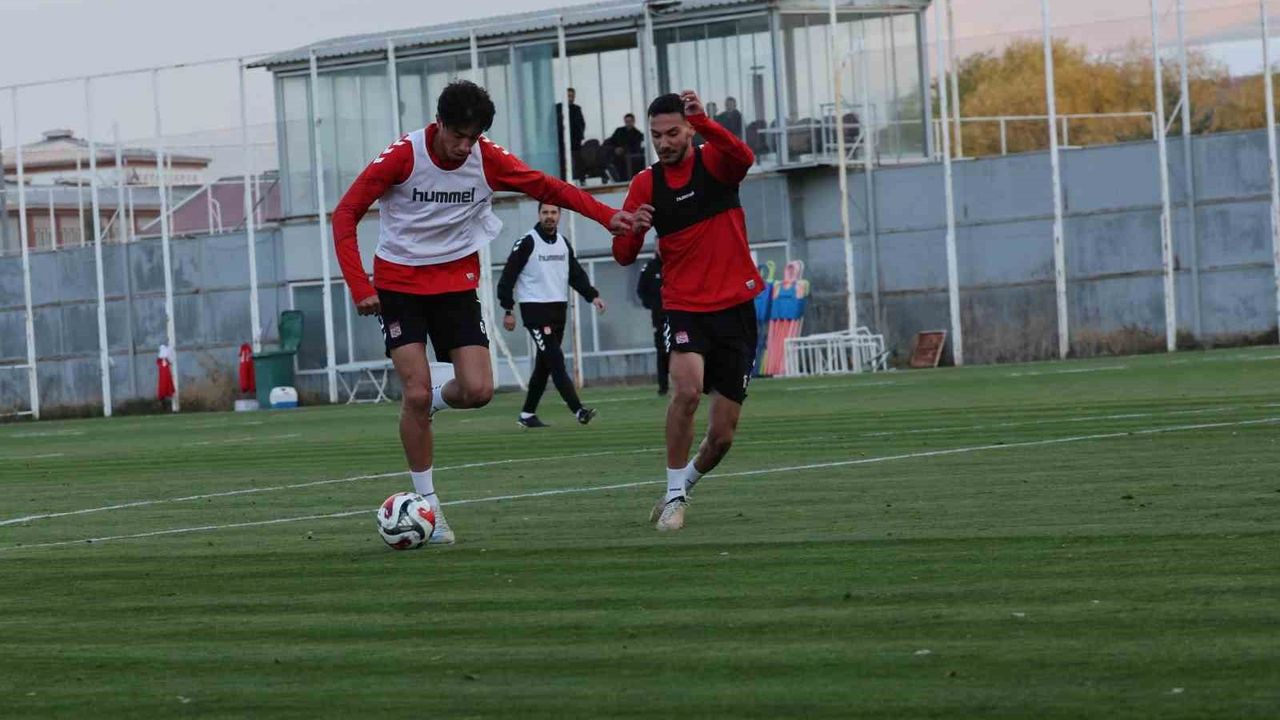 Özbelsan Sivasspor, Esenler Erokspor maçı hazırlıklarına başladı