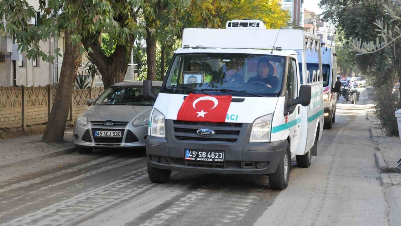 Polis Memuru Ali Barut, Salihli'de Toprağa Verildi