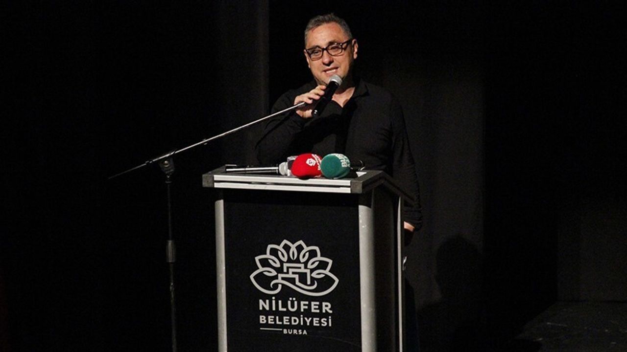 Prof. Dr. Murat Kacıroğlu’na Mehmet H. Doğan Şiir Eleştirisi Ödülleri'nde Jüri Özel Ödülü