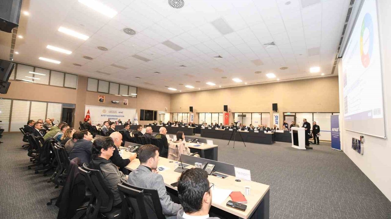 Prof. Dr. Orhan Tatar: "İRAP toplantılarıyla amacımız risk azaltmadaki bilinci geliştirmeyi önceliyoruz"