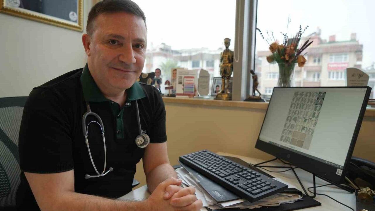 Prof. Dr. Şevket Özkaya: Gençlerde ani ölümler Kovid-19 kaynaklı damar hasarıyla ilişkilendiriliyor