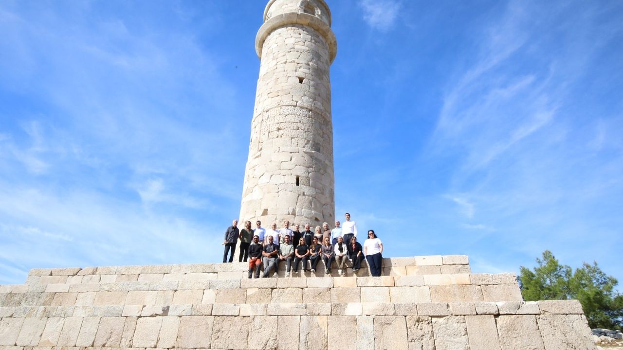 Rektör Özkan Patara Antik Kenti'nde Kazı Çalışmalarını İnceledi