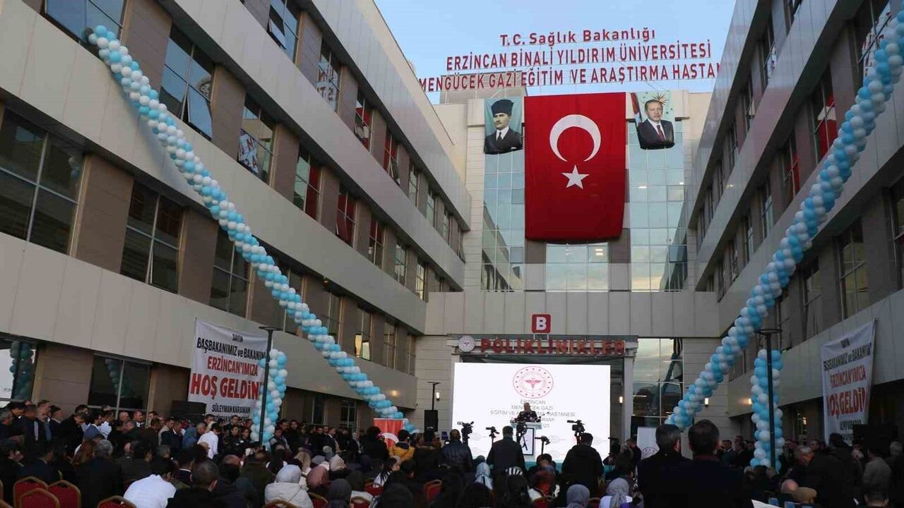 Sağlık Bakanı Memişoğlu: Türkiye sağlıkta bölgenin güven veren ülkesi oldu