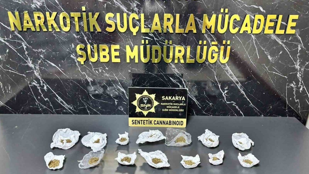 Sakarya'da 3 ilçede uyuşturucu operasyonu: 4 kişi gözaltında