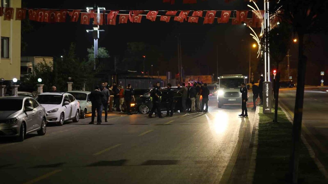 Sakarya'da kovalamaca sonucu 25 bin 750 sentetik ecza ilacı ele geçirildi