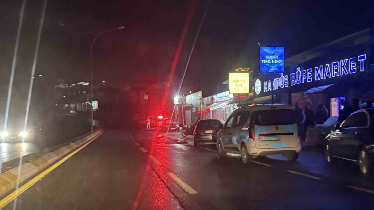 Sakarya'da tekel bayisine ateş açıldı: Yan işletmede garson yaralandı