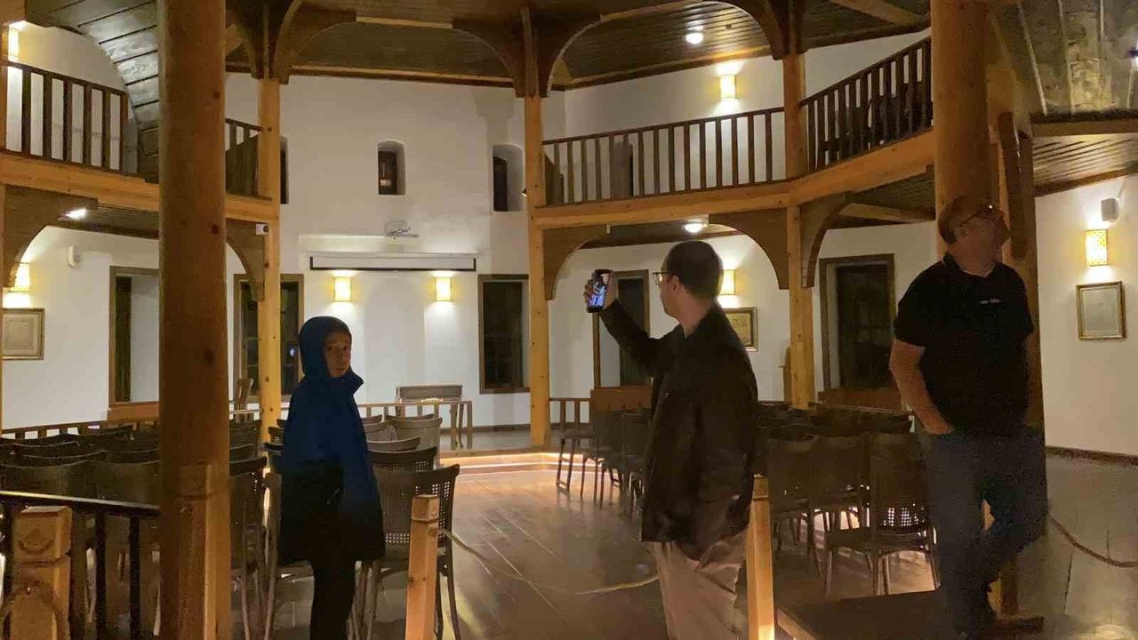 Sakarya'dan 100 Kişilik Kafile Çankırı'nın Tarih ve Doğasını Gezdi