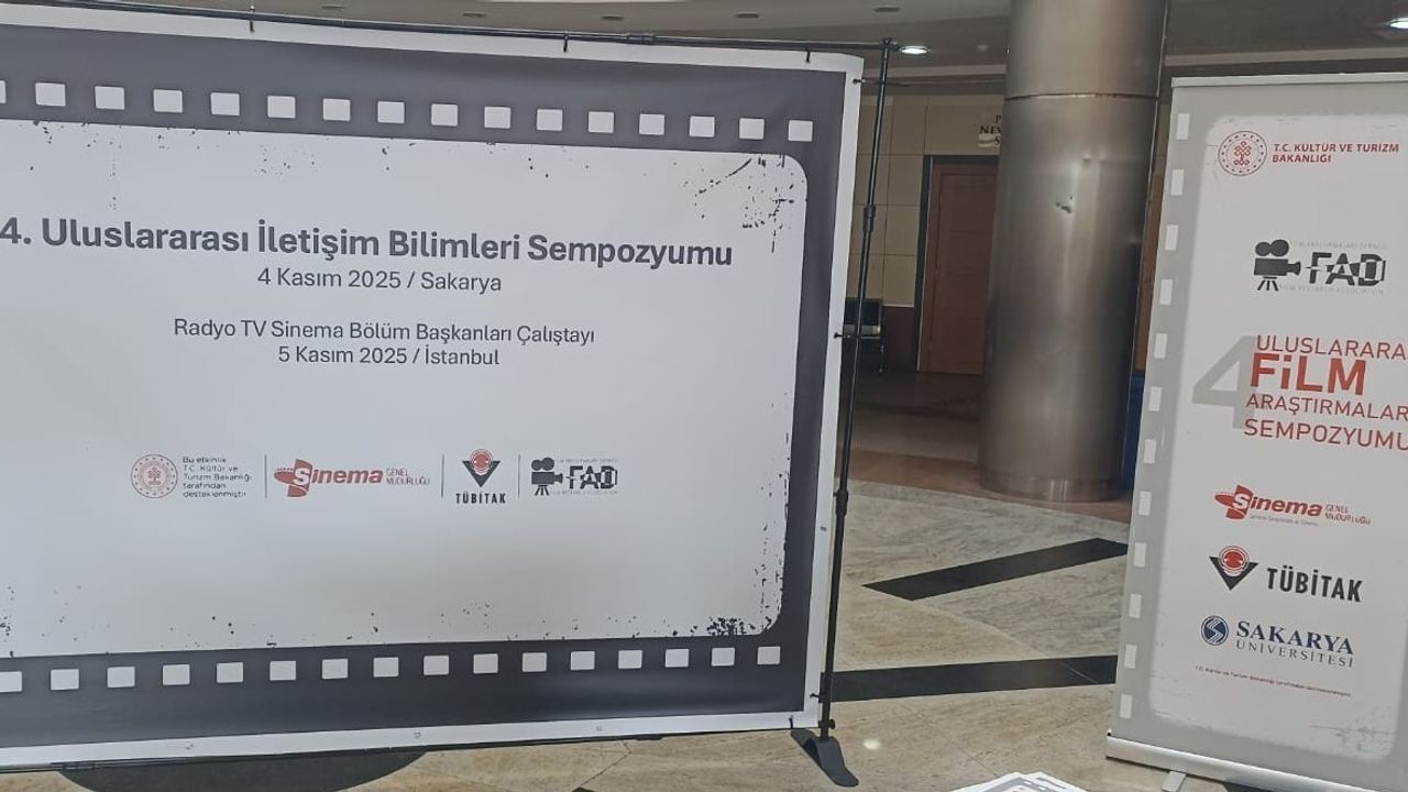 Sakarya Üniversitesi'nde Dijitalleşme ve Yapay Zeka Üzerine Sinema Tartışmaları