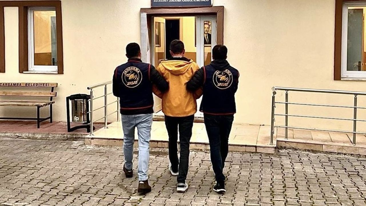 Samsun Çarşamba’da 15 yıl 2 ay hapis cezasıyla aranan şahıs yakalandı