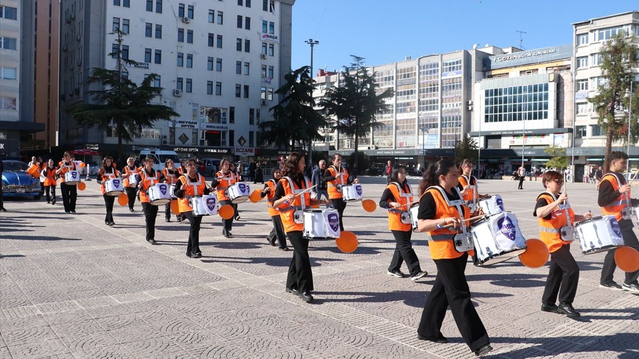 Samsun'da Lösemili Çocuklar Haftası İçin Farkındalık Yürüyüşü