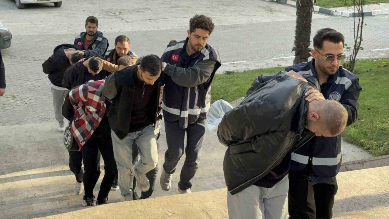 Samsun merkezli 5 ilde dolandırıcılık operasyonunda 12 gözaltı