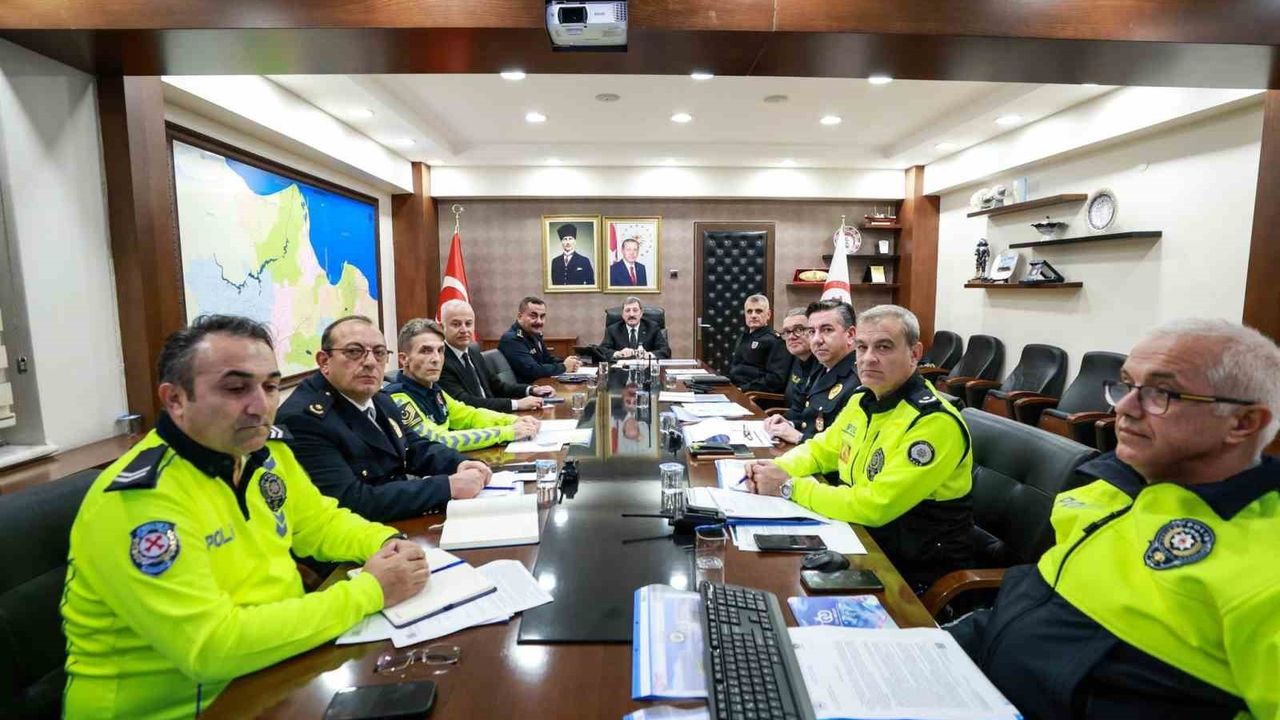 Samsun Valiliği'nden kış lastiği uyarısı: Güvenli seyahat için önlem zamanı