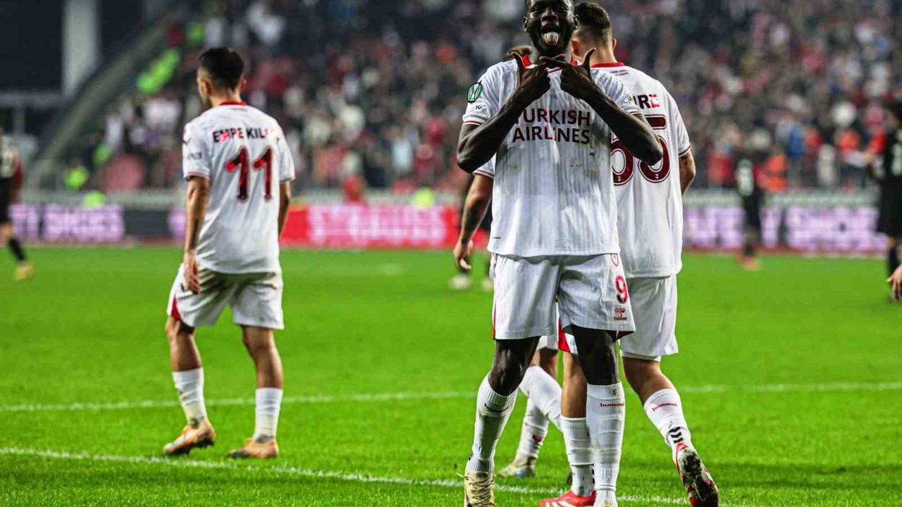 Samsunspor, UEFA Konferans Ligi'nde liderliğe yükseldi