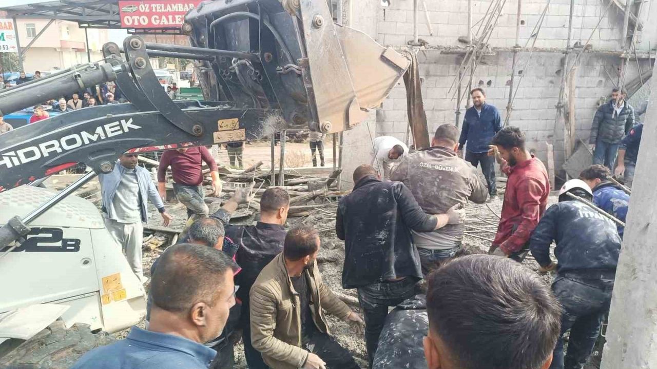 Şanlıurfa'da 2 katlı inşaat çöktü, 5 işçi göçük altında kaldı