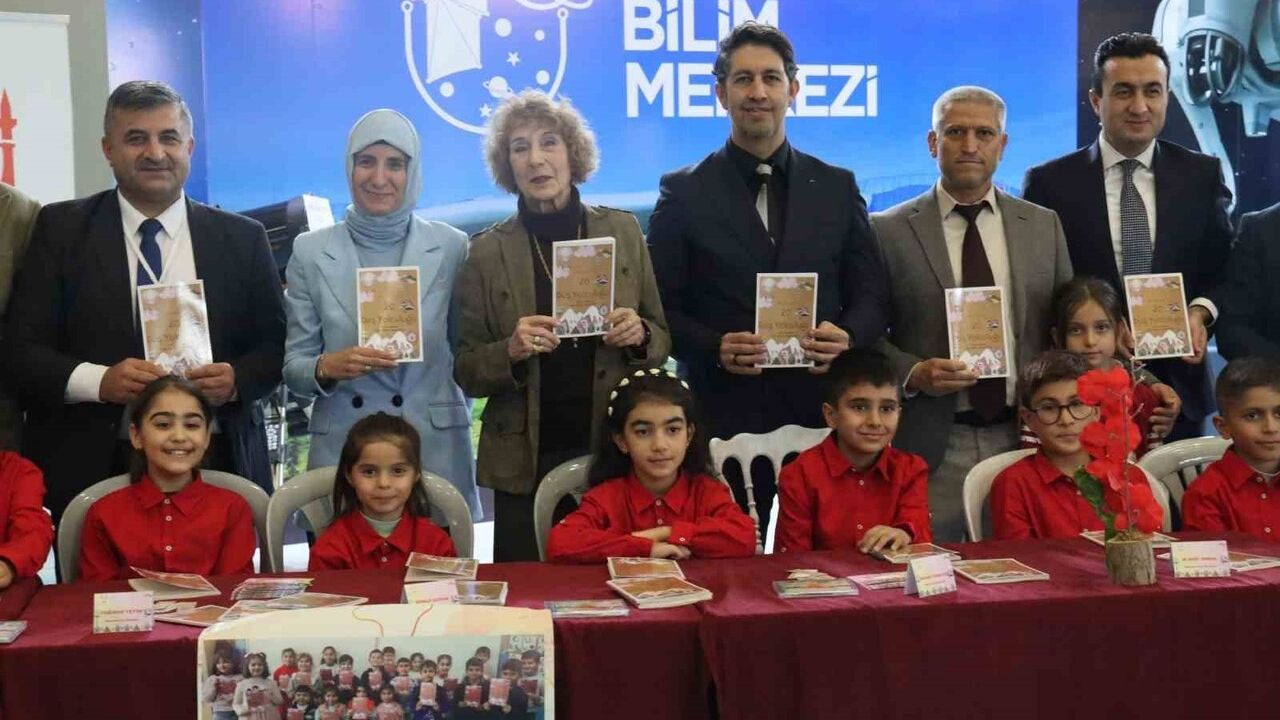 Şanlıurfa'da '20 Düş Yolculuğu' minik yazarlarla buluştu