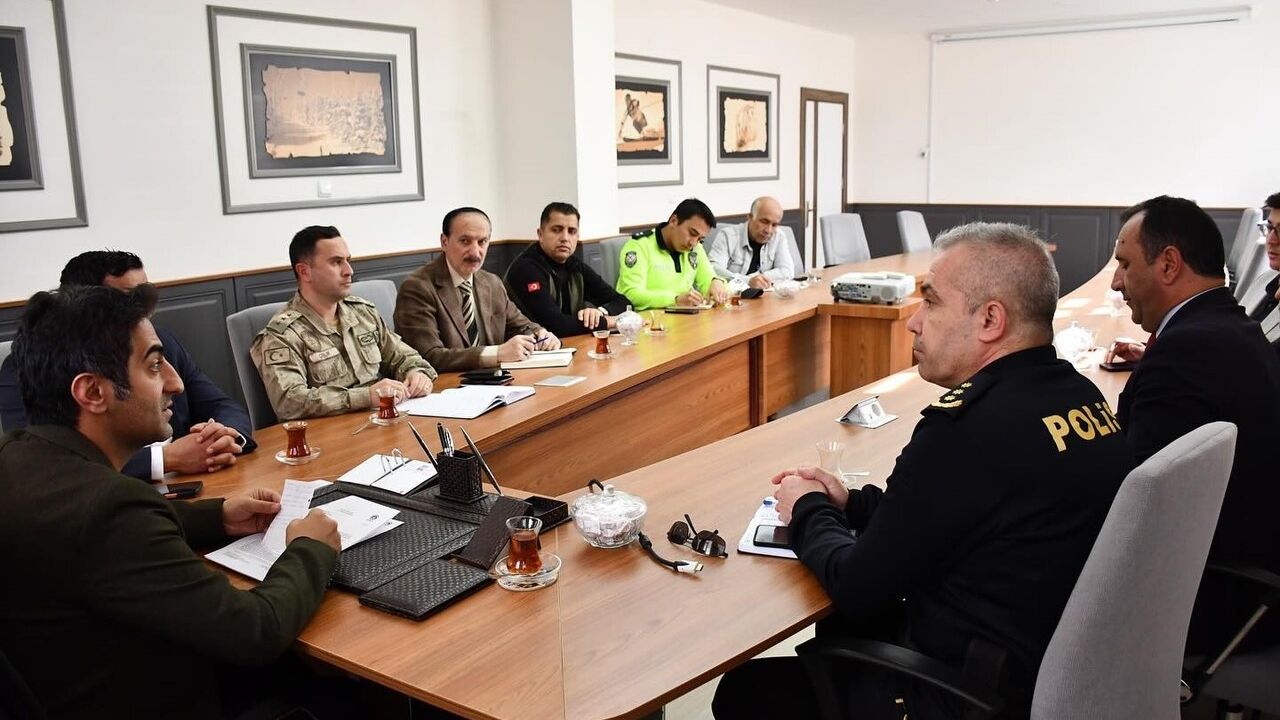 Sarıkamış'ta kış tedbirleri toplantısı düzenlendi